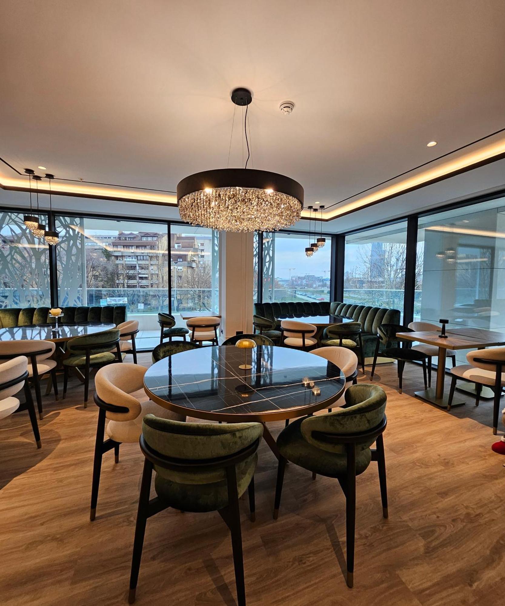 New Belgrade Premium Hotel Extérieur photo