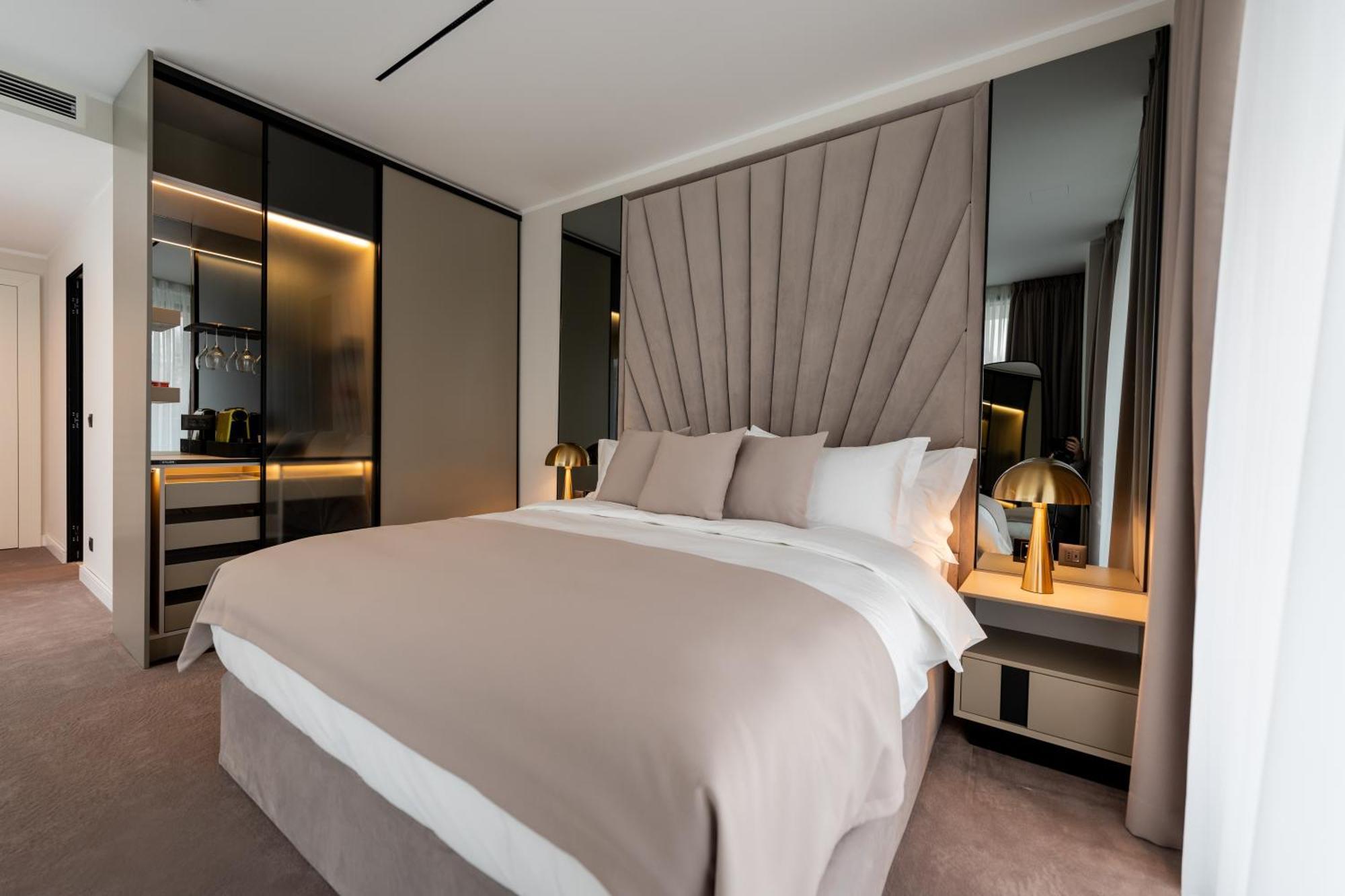 New Belgrade Premium Hotel Extérieur photo