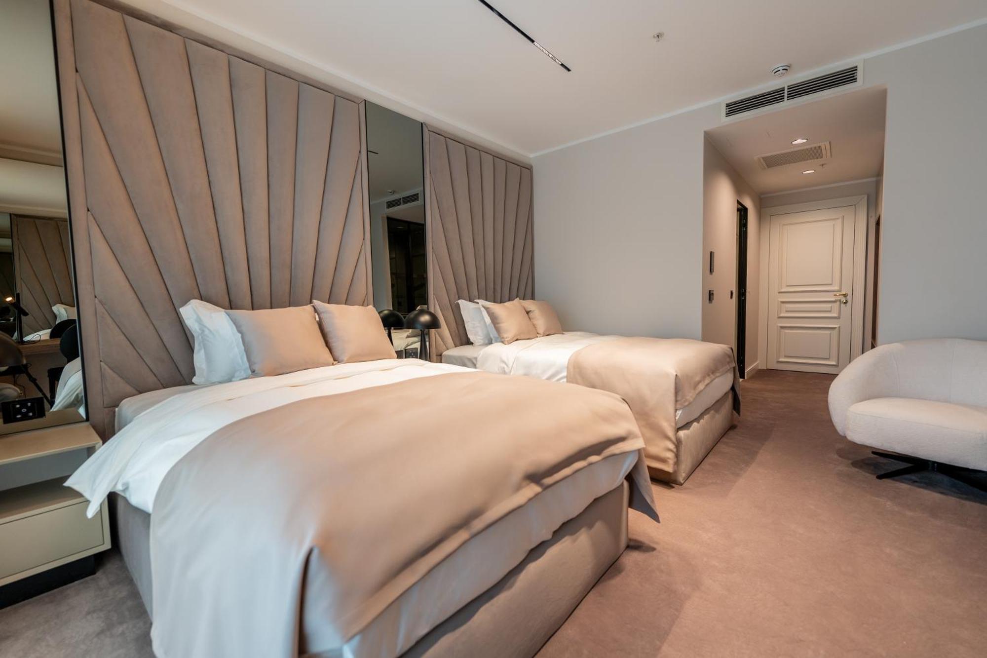 New Belgrade Premium Hotel Extérieur photo