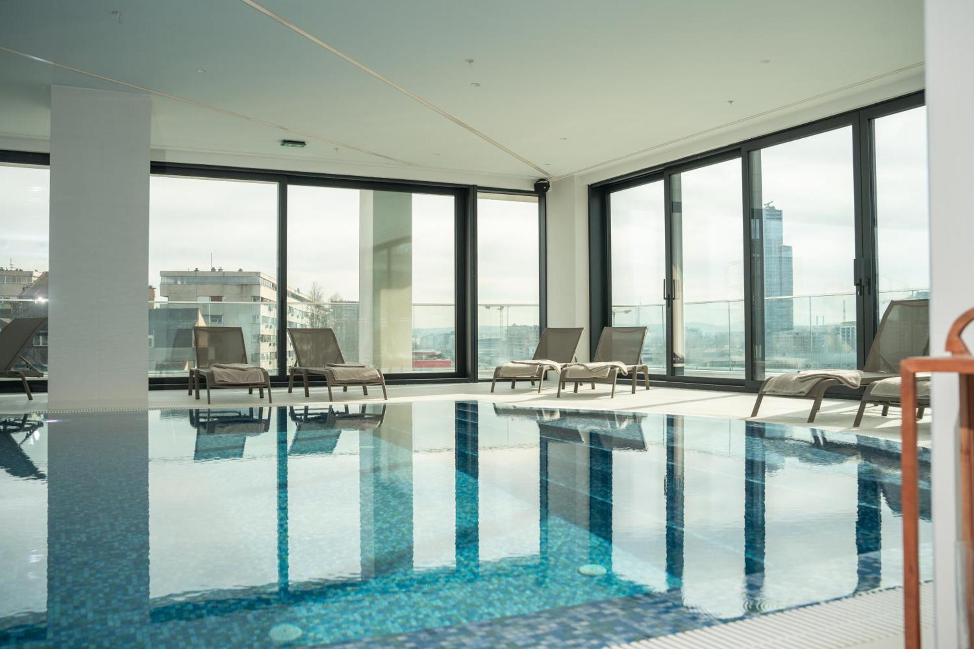 New Belgrade Premium Hotel Extérieur photo